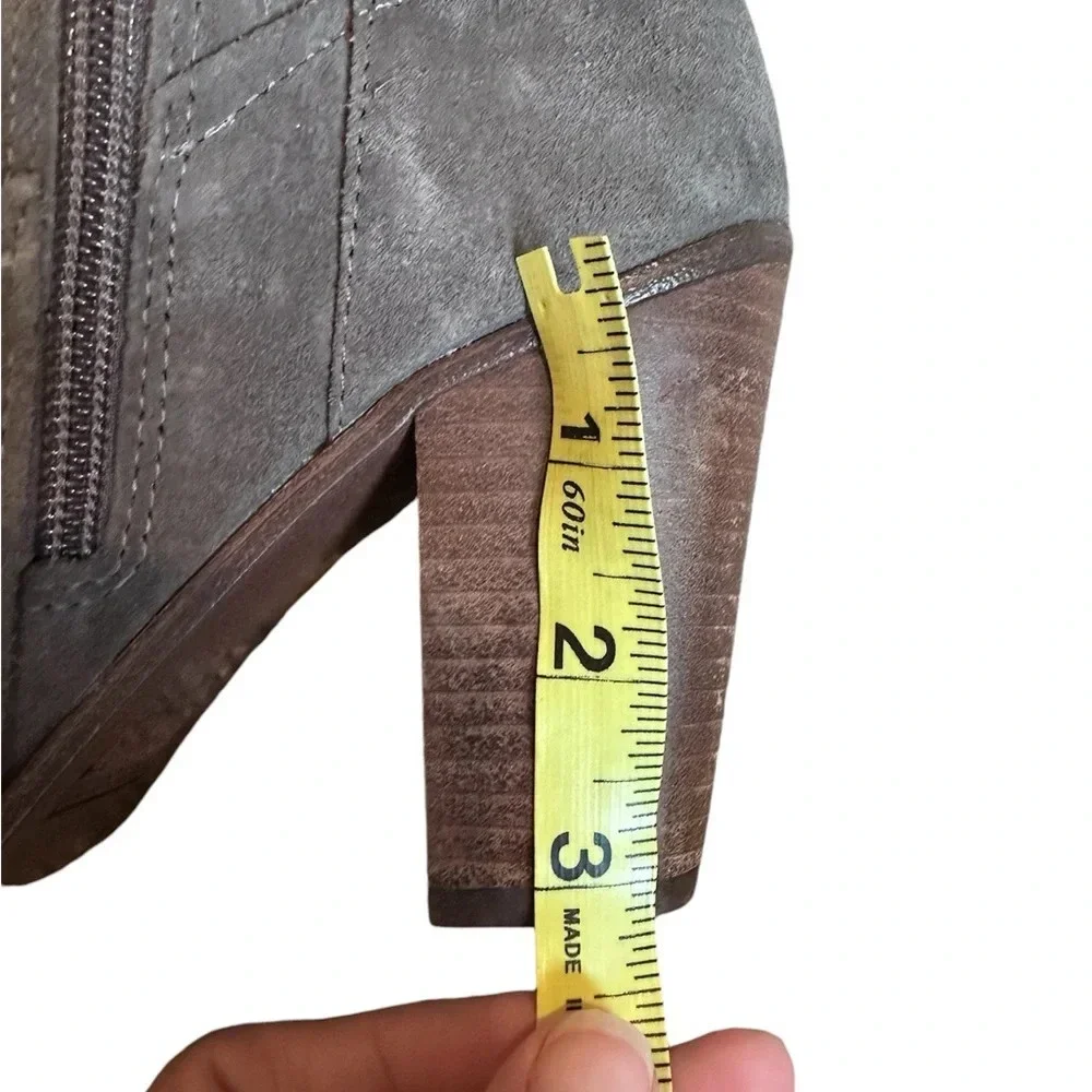 Vince Camuto Fenyia Dark Gray Suede Block Heel Ankle Booties- Women’s 8 - Picture 8 of 13